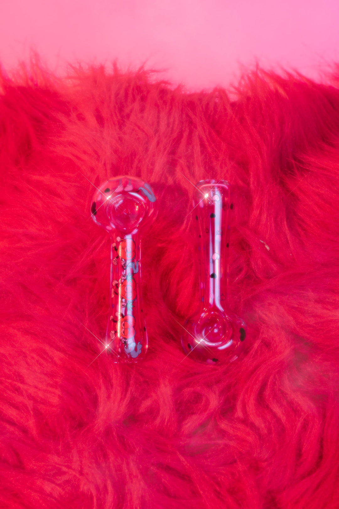 Red Eye Glass 4.5" Floating Hearts Spoon Hand Pipe
