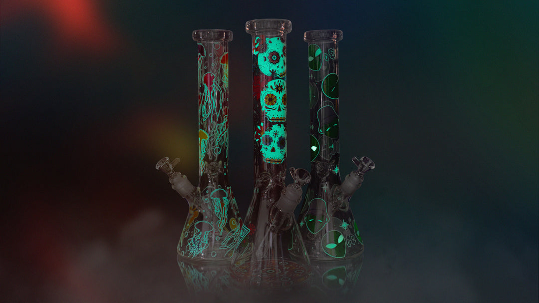 Red Eye Glass 15" 7mm Thick Sugar Skull Glow-in-the-Dark Bong