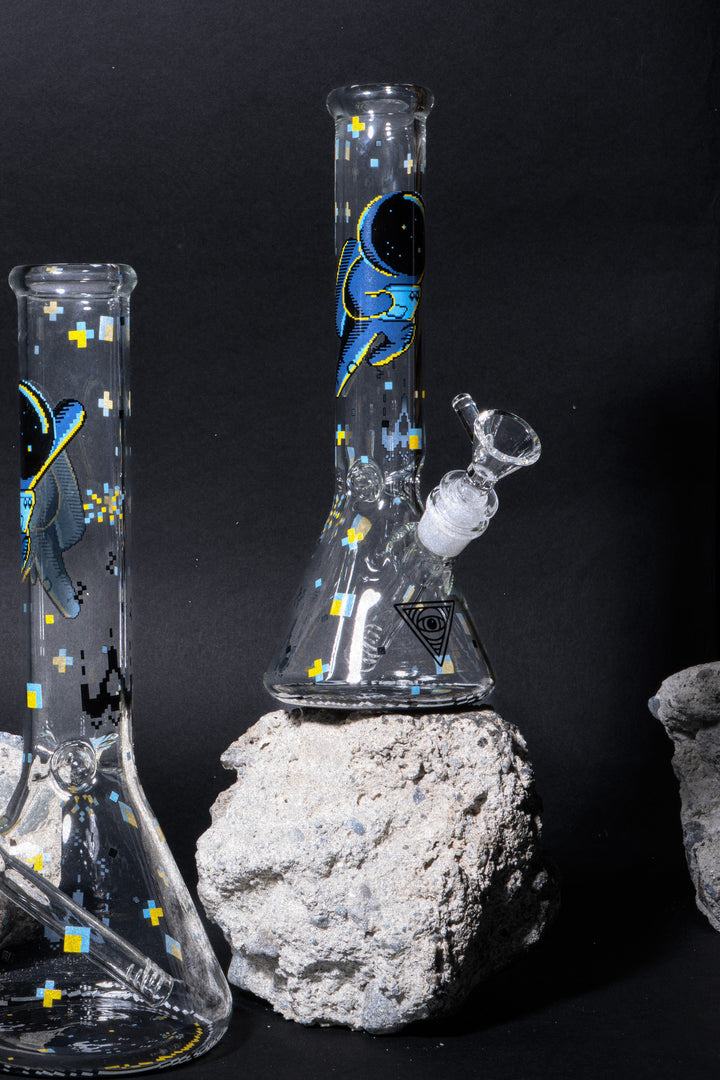 Red Eye Glass 10" Astro Boy Bong