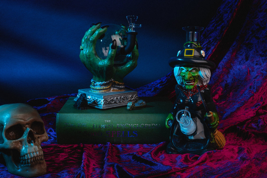 9" Zombie Witch Bong